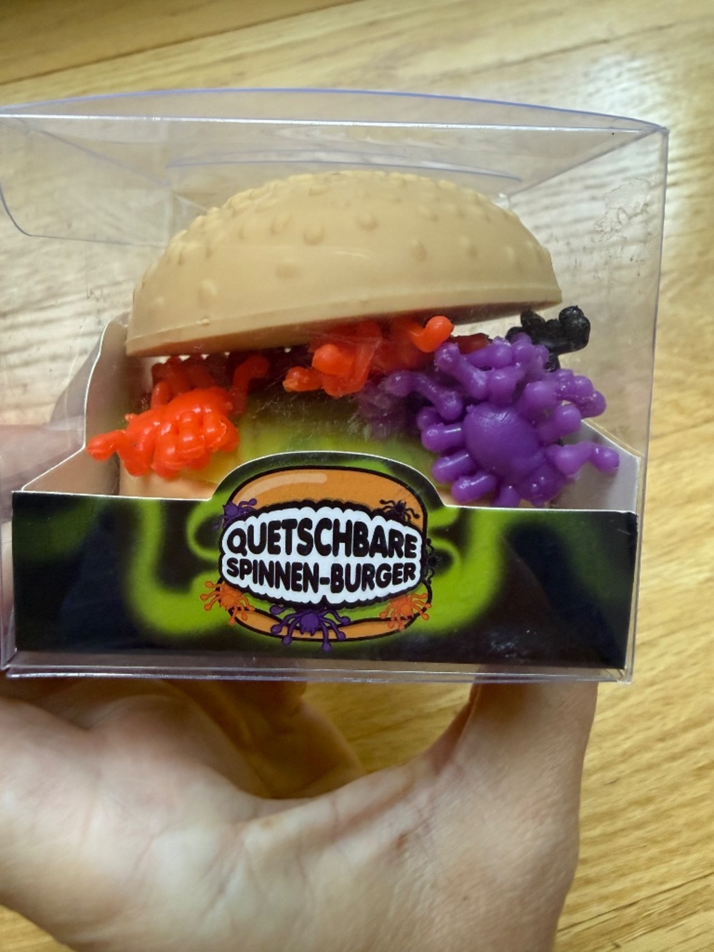 👻 Scrunchems Spooky Spider Burger Halloween Squishy Sensory Toy Boo Basket Item - Picture 2 of 3